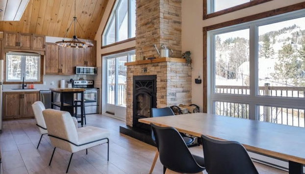 Sommet- Pet Friendly- Spa- SKI IN SKI OUT St-c me - Photo 3, Chambre