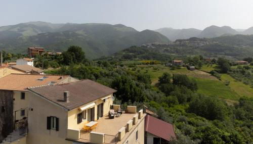 TERRAZZA PANORMICA PICINISCO, 3 CAMERE, 2 BAGNI CASA VACANZE COLLEPOSTA uno - Foto 5