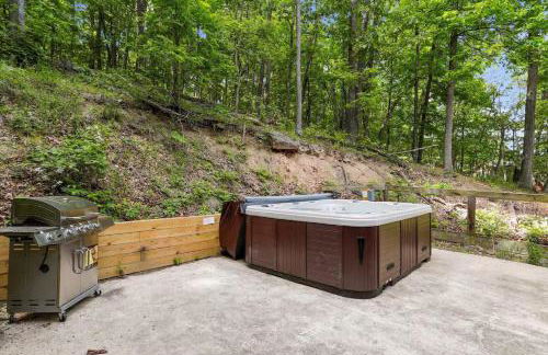 5 Bedroom Suites Hot Tub Jacuzzi Tub & Game Room - Photo 69