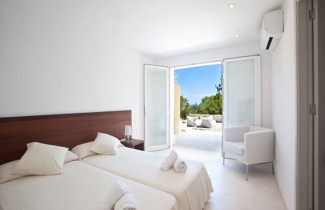 Beautiful Villa in Inviting Space - Foto 12