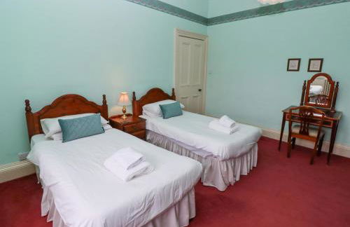 Cheviot Manor - Photo 36