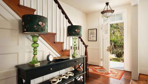 Historic 1897 Bill Murray House, DT Charm, Game Room and Parking - Foto 4