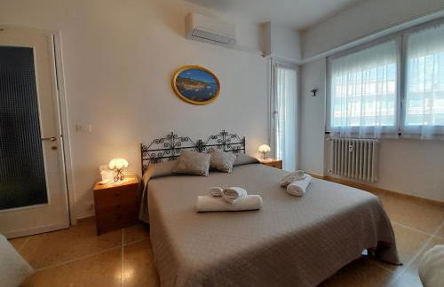 Sweet Lucy - Photo 8