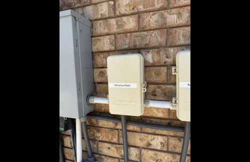 Backyard Oasis in Brownsville! - Photo 15