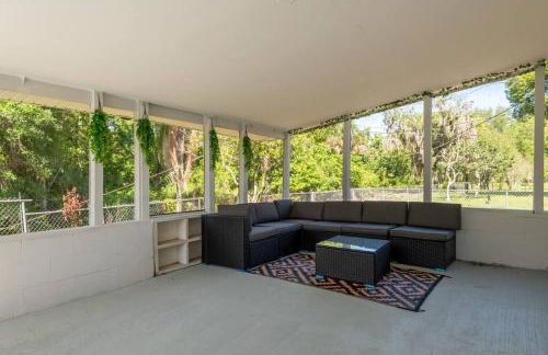 Cruise Haven with Pool, 15 Min to Port Canav & Beach - Foto 43