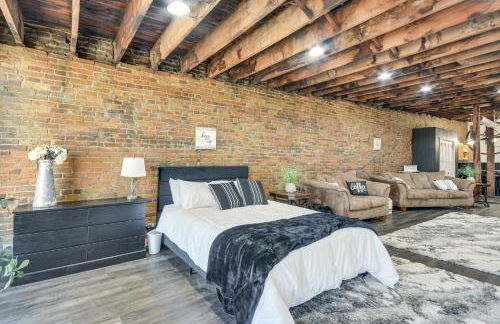 Jacuzzi Tub and Full Kitchen Dowtown Hannibal Loft - Foto 15