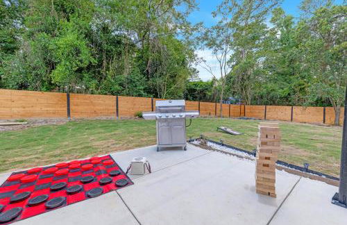 Brand New Cozy FirePit Home Near Fort Moore - Foto 45