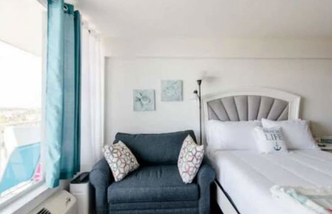 613 3 Beds Luxury Beachfront Studio Ideal 4 Long Stays - Foto 24