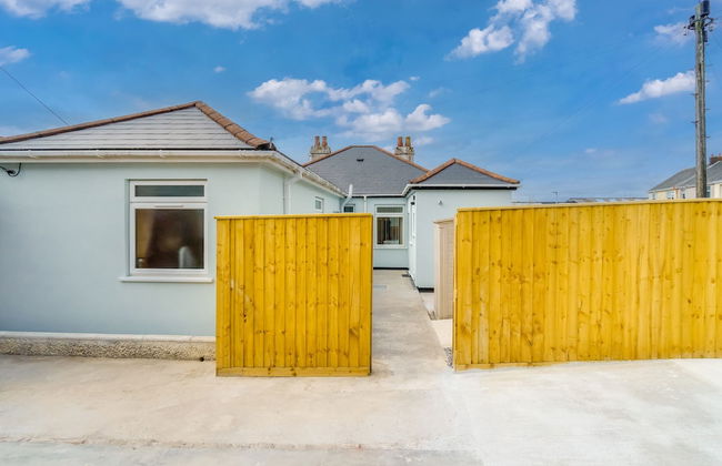 Plymouth-fernhurst- 2 Bedroom Bungalow - Photo 78