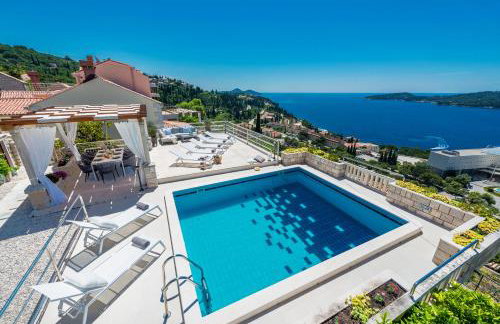 Villa Magnolia - Photo 1