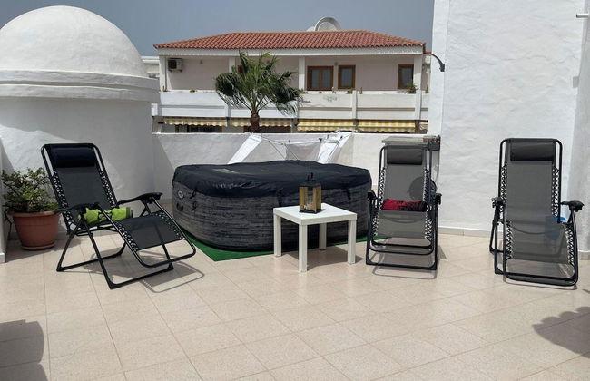 Apartment - Sleeps 4 - Jacuzzi - Terrace - Pool - Photo 32