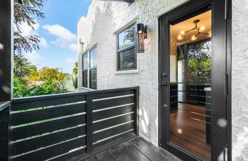 Hacienda Flamingo Unit 2 - Expansive 3BR Retreat with Style & Comfort - Foto 18