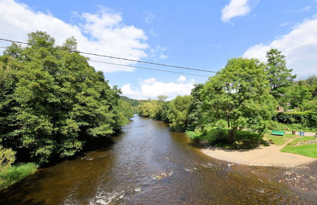 Traditional Chalet with Sauna, Spa Tub, & Relaxation Space near La Roche - Photo 22