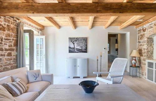 Villa Charlotte for 14 persons with 73m2 Pool in Central Istria - Daily Housekeeping & Breakfast Service - Foto 33