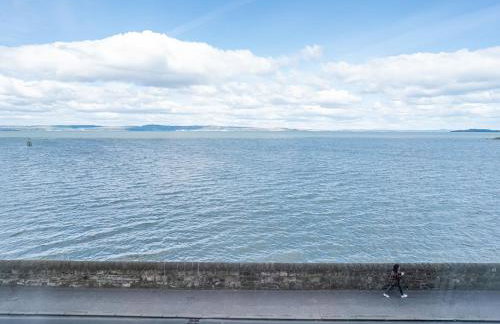 Stunning Flat with Sea View and Parking - Pass the Keys - Foto 10