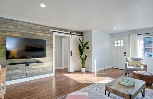 Immaculate 3 BDR in Oceanside - Private Pool & Spa - Photo 21