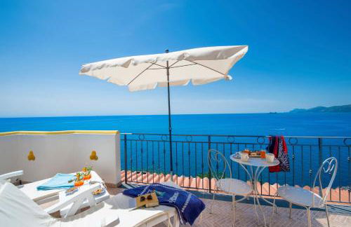 CASA OLGA, UN AFFACCIO SUL MARE !! - Foto 1