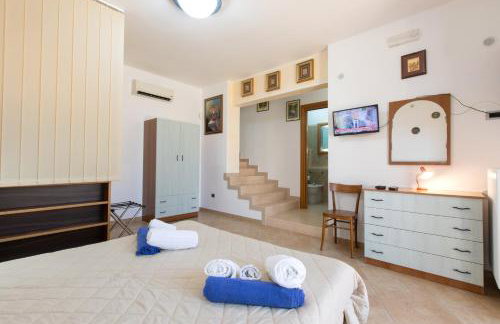 Villa Eleonora con piscina Fronte Mare - Foto 40