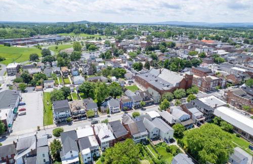 Historic Downtown Gettysburg Entire Home with Free Parking - Foto 43