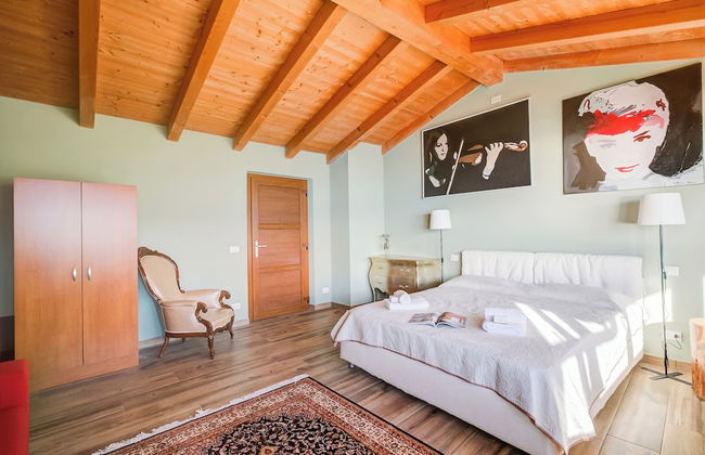 Faby House On Hilly Area And Lake View - Foto 9