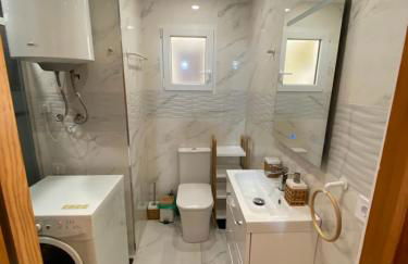 Orihuela Costa 2-bedroom 1-bath renovated vacation rental on La Zenia Beach - Foto 17