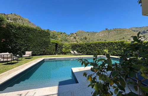 Villa Almond - Foto 1