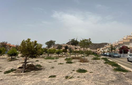 Piso con AC, piscina y pista de pádel y tenis en Águilas - Foto 26