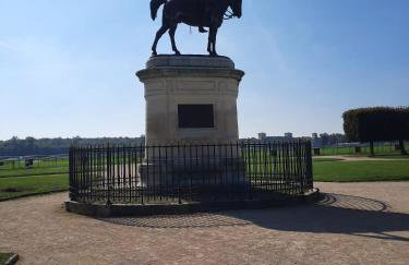 La loge Diane, à deux pas du château et son jardin à la française - Foto 17