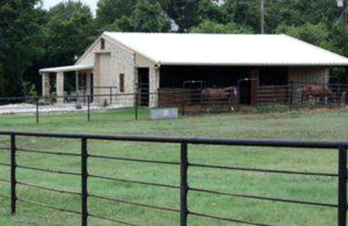 Peaceful Cottage on Farm in Idyllic Countryside near Fort Worth, Texas - Photo 1