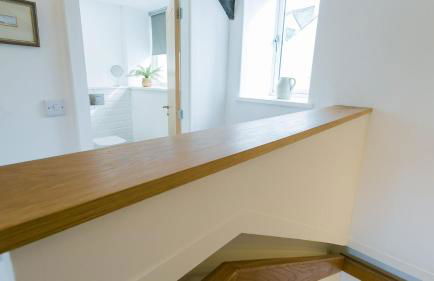 Custom Mews - Photo 5