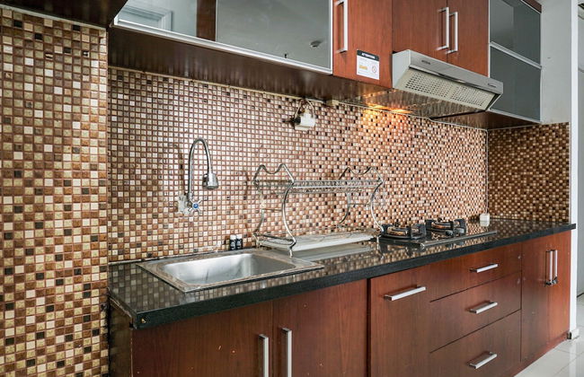 Elegant 2BR Apartment with Working Room The Lavande Residences - Foto 15