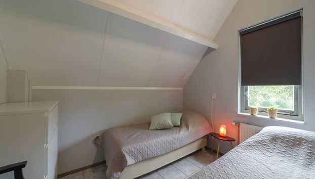 Spacious Holiday Home With Sauna Near Beach - Foto 3, Habitación