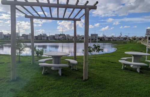 Linda Casa com Piscina em Condomínio Fechado na Praia do Francês - Foto 7