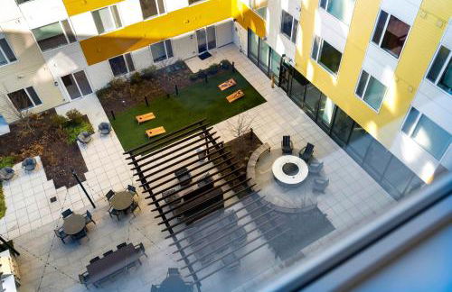 Hyatus Luxury Residences Boston Everett Premier Collection - Photo 57