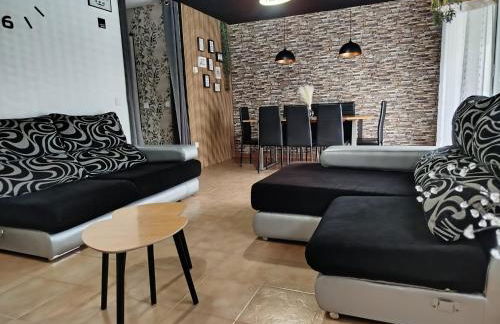 "La Villa de Iker" con Piscina, Barbacoa y a 10 mint de Puy du Fou - Foto 53