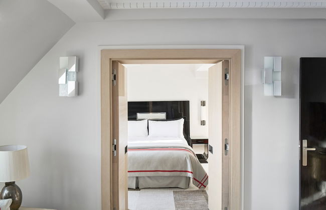 Hôtel Plaza Athénée - Dorchester Collection - Foto 9