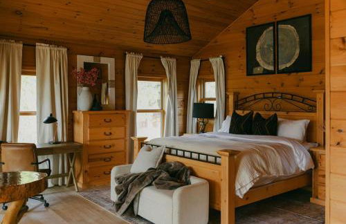 Award-Winning A-Frame with Views and Cedar Hot Tub - Foto 27