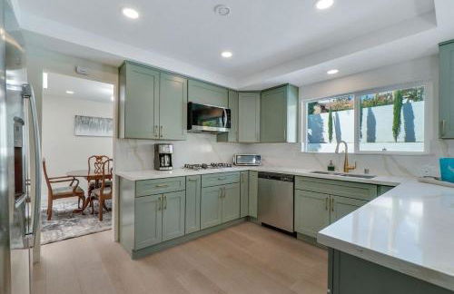 Hey I Am Adriana On The Block Pool BBQ - Foto 36