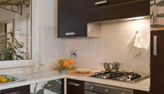 Elegante bilocale con vista mare e parcheggio - Foto 5