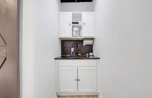 Housepitality - The Reichstag Suite - Modern - Foto 15