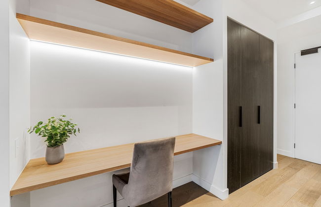 The Eminence Apartments by CLLIX - Photo 14