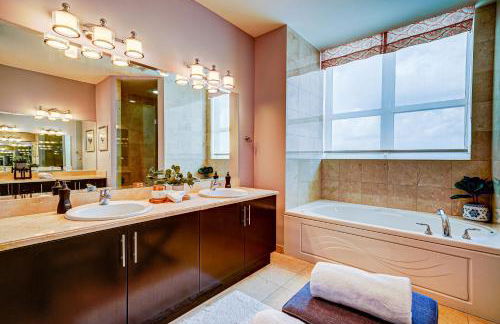 Luxury 2-story Penthouse located in Coconut Grove Hotel-includes Parking - Foto 18