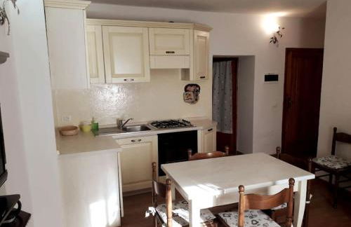 Appartamento nel centro storico di Fiumalbo - Photo 2