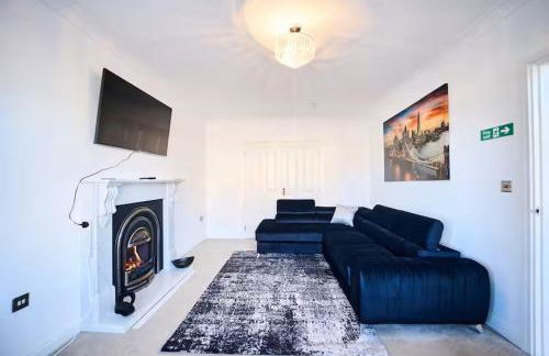 Modern 4-Bed Home, Tranent - Foto 19