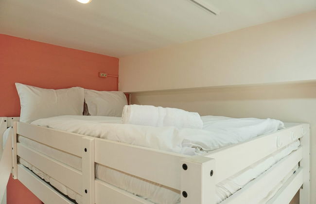 Best Studio Apartment Vittoria Residence with Sofa Bed - Photo 10