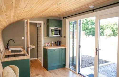 Hares Retreat - Middle Cabin - Photo 8