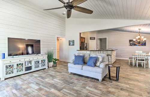 Charming Burnet Cottage with Lake View and Porch! - Foto 6