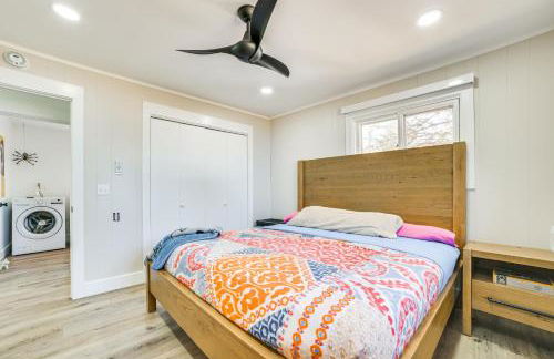 Deck and Scenic Views Lakefront Cottage in Hale! - Foto 12