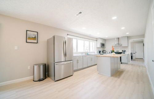 Spacious 10BR 5BA Free Parking Minutes to DC with Pool - Foto 25