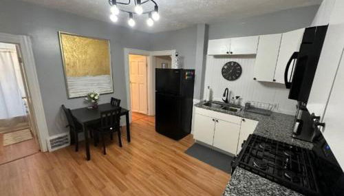 Charming 2BR Home with Office - Photo 5